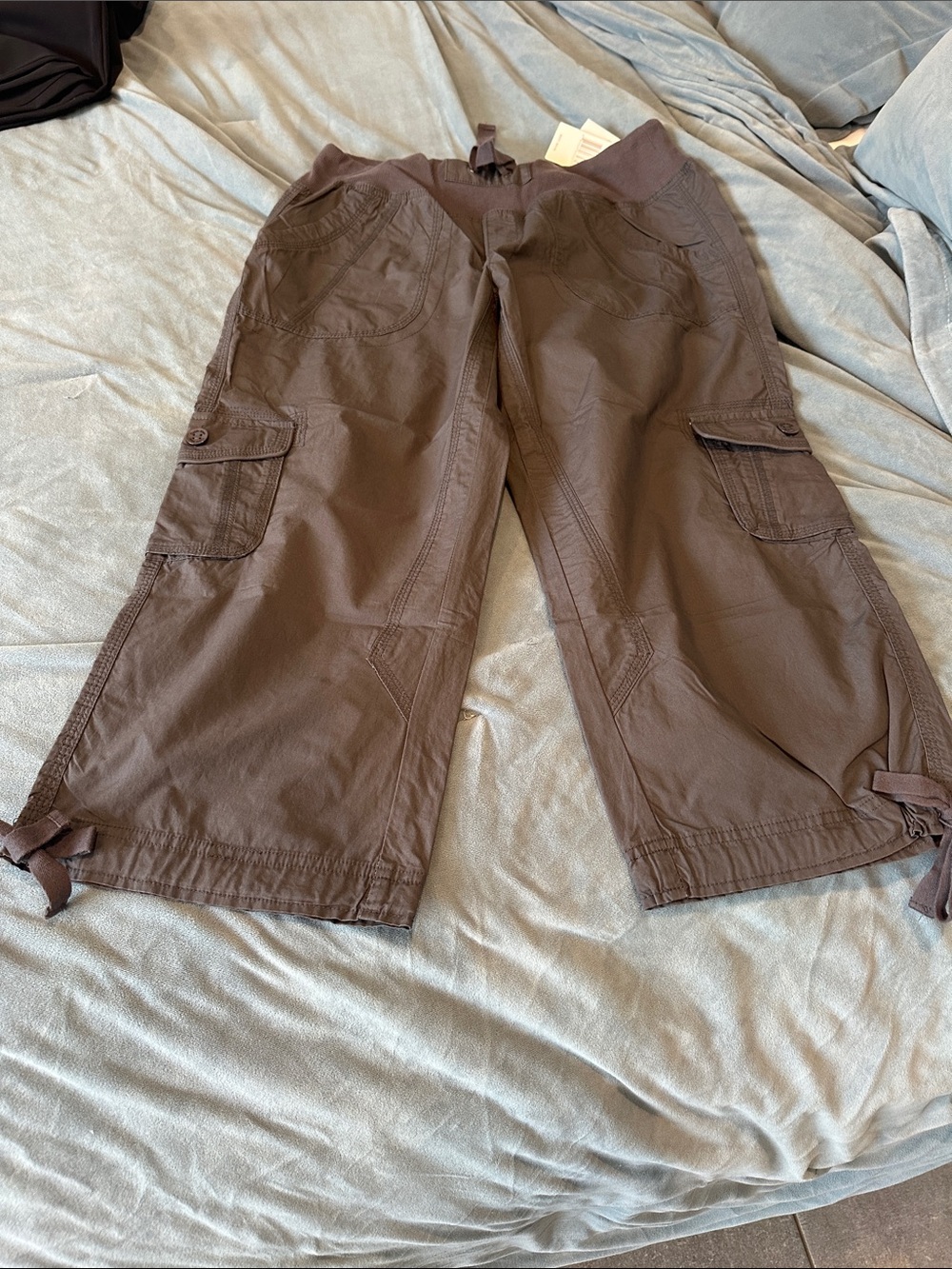 Calvin Klein Women’s Cargo Capris — Dark Gray Comfortable Utility Pants